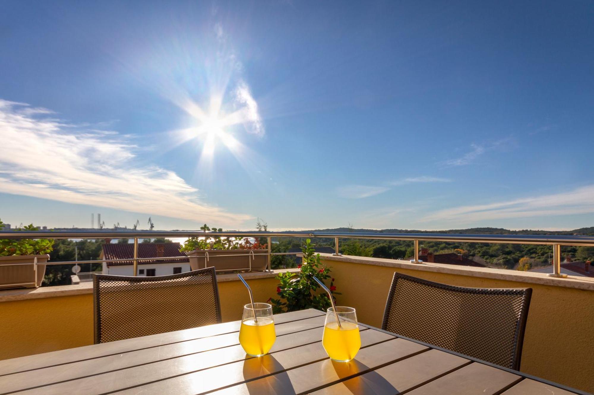 Apartman Mirjan Pula Exterior foto