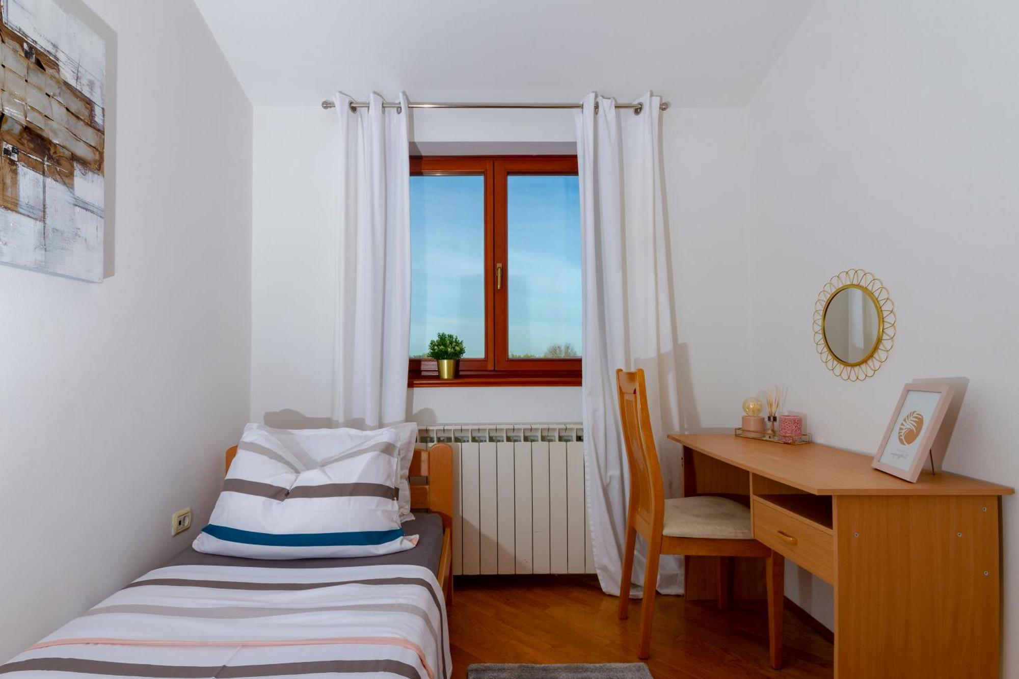 Apartman Mirjan Pula Exterior foto